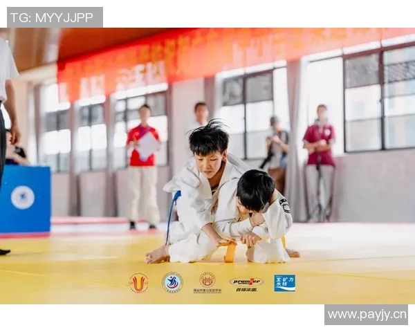 柔道技艺与精神的融合探索：从传统到现代的演变与创新分析